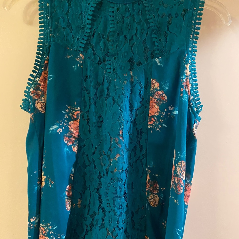 Blue Tank Top with Lace and Floral Designs